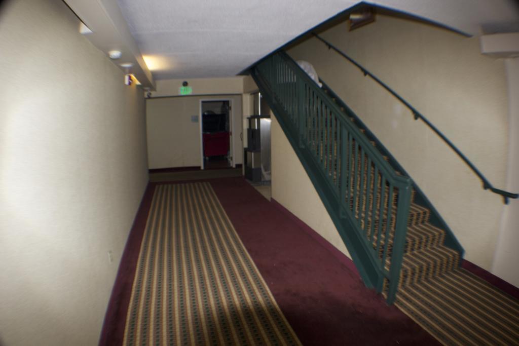 The Garden Inn エルクハート エクステリア 写真