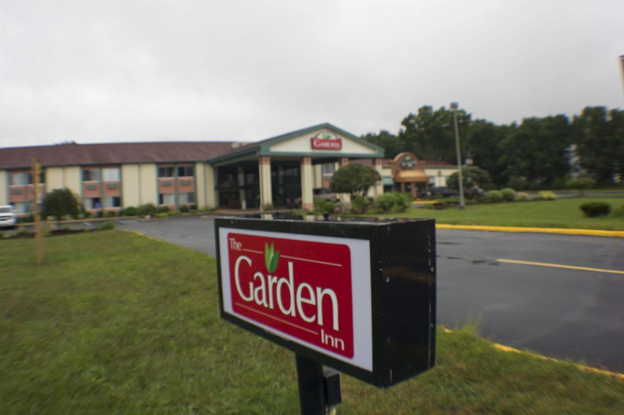 The Garden Inn エルクハート エクステリア 写真